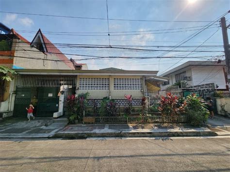 House and lot For Sale in Bahay Toro , Quezon City .